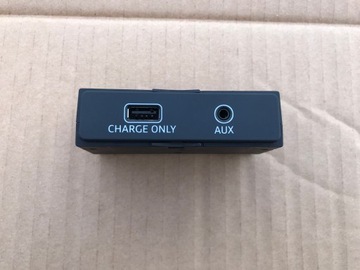 AUDI A4 B9 A5 PORT USB 8W0035726