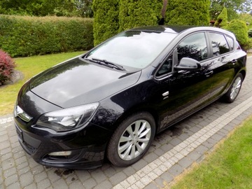 Opel Astra J GTC 1.7 CDTI ECOTEC 110KM 2013 OPEL ASTRA J 1,7 CDTi LIFT LED