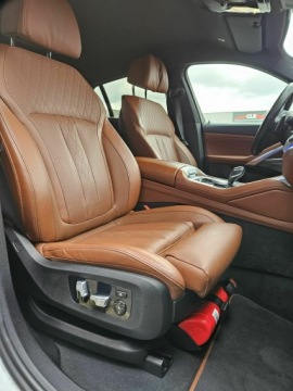 BMW X6 G06 SUV 3.0 30d 286KM 2023 BMW X6 30d, MPak, Pneumatyka, H/K, wentylowane fot, zdjęcie 26