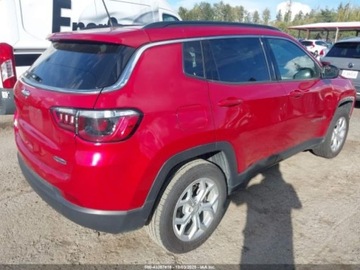 Jeep Compass II 2024 Jeep Compass LATITUDE, 2024r., 4x4, 2.0L 2.0 Benzyna 200KM, zdjęcie 3