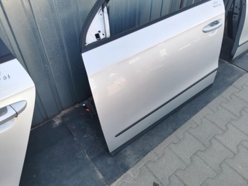DVEŘE LEVÉ PŘEDNÍ VW PASSAT B6 LA7W