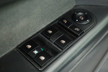 Opel Astra H Hatchback 5d 1.6 Twinport ECOTEC 105KM 2004 Opel Astra 1.6 16V, Klima, Klimatronic,ALU, zdjęcie 15