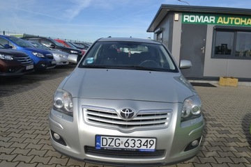 Toyota Avensis II Hatchback 1.8 VVT-i 129KM 2006 Toyota Avensis ,Zarejestrowna, zdjęcie 1