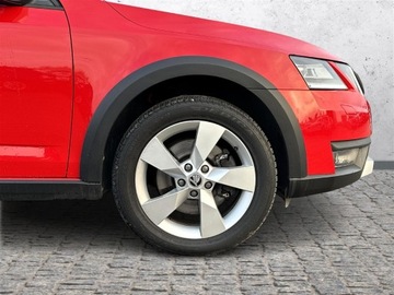 Skoda Octavia III Kombi Facelifting 2.0 TSI 190KM 2019 Skoda Octavia Scout 2.0 TSI 190KM 4x4 DSG, zdjęcie 30