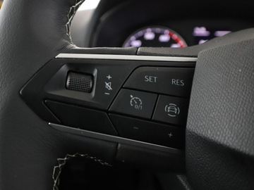 Seat Arona Crossover Facelifting 1.0 TSI 95KM 2022 Seat Arona LED multifunkcja klimatyzacja czujniki, zdjęcie 28