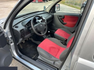 Opel Combo C Van 1.6 ECOTEC 87KM 2003 Opel Combo Tour 1.6 benzyna 87KM 2003r, zdjęcie 12