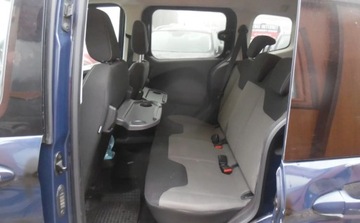 Ford Tourneo Courier I Mikrovan 1.5 TDCi 95KM 2016 Ford Tourneo Courier 2016r, Salonowy, 1.5 TDCI. Uszkodzony prawy przod i l, zdjęcie 7