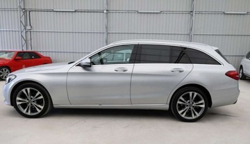 Mercedes Klasa C W205 Kombi 200 BlueTEC 136KM 2017 Mercedes-Benz Klasa C C180 1.6 D 136 KM Ideal Bezwypadkowy 2017r Warszawa, zdjęcie 20