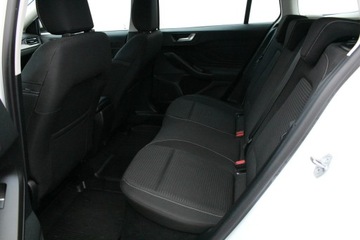 Ford Focus IV Kombi Facelifting 1.0 EcoBoost 125KM 2023 Ford Focus TITANIUM EcoBoost Salon Polska 2023 GWARANCJA SelectCar+ FV23%, zdjęcie 13