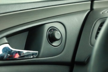 Opel Insignia I Sports Tourer 2.0 CDTI ECOTEC 110KM 2009 Opel Insignia 2.0 CDTI, Navi, Klima, Klimatronic, zdjęcie 19