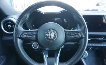 Alfa Romeo 2022 Alfa Romeo Tonale ALFA ROMEO Tonale Sprint MHEV 130KM 1.5 Hybryda 130KM, zdjęcie 8