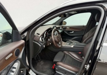 Mercedes GLC C253 SUV 2.1 220 d 170KM 2018 Mercedes-Benz GLC 170KM 4Matic salon Polska serwis kamera 2.1 Diesel 170KM, zdjęcie 9