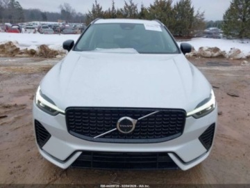 Volvo XC90 II SUV Plug-In 2.0 T8  455KM 2024 Volvo XC 60 2024 r., 2,0L PLUG-IN HYBRID T8 PLUS DARK THEME 2.0 Hybryda, zdjęcie 1