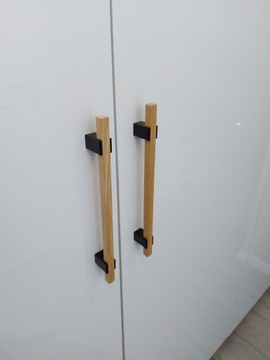 Ручка мебельная дубовая деревянная. Рейлинг, длина: 262 мм.