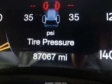 Jeep Grand Cherokee IV 2019 Jeep Grand Cherokee Overland 2019 3.6l 3.6 Benzyna 295KM, zdjęcie 12