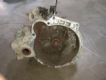 792865 SKŘÍŇ ŘAZENÍ 1.8 97 2006 HYUNDAI TIBURON COUPE