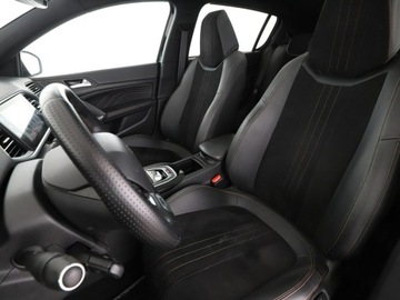 Peugeot 308 II Hatchback Facelifting 1.2 PureTech 130KM 2021 Peugeot 308 LED navi skóra/alcantara virtual, zdjęcie 12