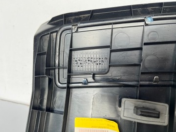 НАКЛАДКА ЗАДНЕГО РЕМНЯ RANGE ROVER VELAR