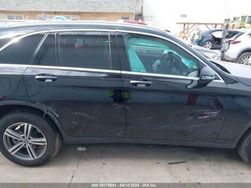 Mercedes GLC C253 2020 Mercedes-Benz GLC 2020r, 4Matic, 2.0L 2.0 Benzyna 255KM, zdjęcie 6