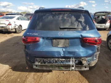 Mercedes GLB 2021 Mercedes-Benz GLB 250 4Matic 2021 2.0 Benzyna 221KM, zdjęcie 2