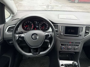 Volkswagen Golf Sportsvan Sportsvan 1.2 TSI BlueMotion Technology 110KM 2015 Volkswagen Golf Sportsvan 1.2 TSI 110KM Trendline Czujniki Klimatyzacja, zdjęcie 10