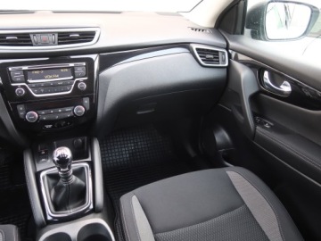 Nissan Qashqai II Crossover Facelifting 1.2 DiG-T 115KM 2018 Nissan Qashqai 1.2 DIG-T, Salon Polska, zdjęcie 7