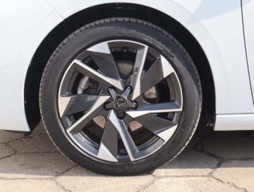 Peugeot 308 III SW 1.5 BlueHDi 130KM 2023 Peugeot 308 1.5 BlueHDi, Salon Polska, zdjęcie 14