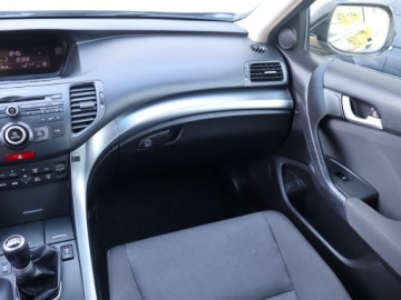 Honda Accord VIII Sedan 2.0 VTEC 156KM 2014 Honda Accord 2.0 i-VTEC, Salon Polska, GAZ, Klima, zdjęcie 7