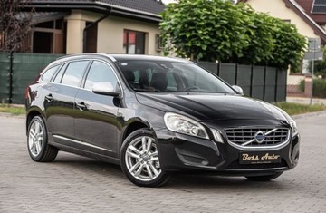 Volvo V60 I Kombi 1.6 T3 150KM 2013 Volvo V60 1.6TURBO 150KM Skora Navi Alu Pdc Full Serwis Gwarancjia 1.6, zdjęcie 1