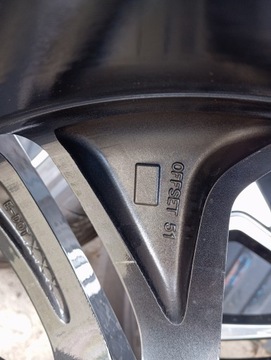 KOLA LETNÍ 19" HYUNDAI SANTA FE KIA SORENTO 5X114,3 235/55 R19 CONTINENTAL