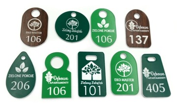 BRELOKI do kluczy hotel NUMEREK 4x2,5 cm 10 szt LAM 1 STRONNY