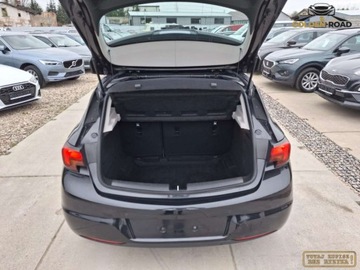 Opel Astra K Hatchback 5d 1.6 CDTI 95KM 2016 Opel Astra 1,6 cdti klima elektryka wspomaganie alu navi oplacona 1.6, zdjęcie 19