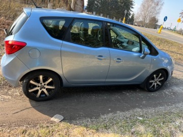 Opel Meriva II Mikrovan 1.4 Turbo ECOTEC 140KM 2013 Opel Meriva Automat, zdjęcie 6