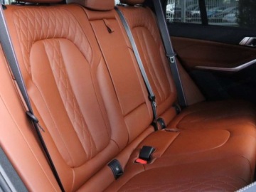 BMW X5 G05 SUV Plug-In Facelifting 3.0 50e 490KM 2026 BMW X5 xDrive50e Sport Suv 3.0 (489KM) 2026, zdjęcie 11