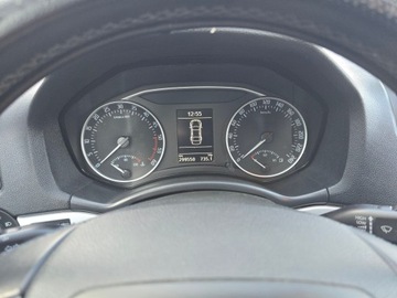 Skoda Octavia II Kombi 1.6 TDI CR DPF 105KM 2010 Skoda Octavia 1.6 TDI 4x4 105KM Ambition manual 6B, zdjęcie 13