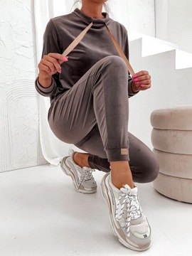 LOVELY ЖЕНСКАЯ ВЕЛЮРОВАЯ СПОРТИВНАЯ КОМНАТА ПРЕМИУМ PL ГРАФИТОВЫЙ ПРОДУКТ - M