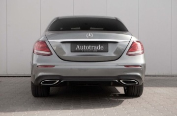 Mercedes Klasa E W213 Limuzyna 2.0 220d 194KM 2019 Mercedes-Benz Klasa E E220d 4 Matic AMG Salon Polska Autotrade Mercedes, zdjęcie 7