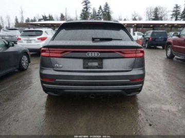 Audi Q8 2021 Audi Q8 Prestige 55 Tfsi Quattro Tiptronic 2021 3.0 Benzyna 335KM, zdjęcie 4