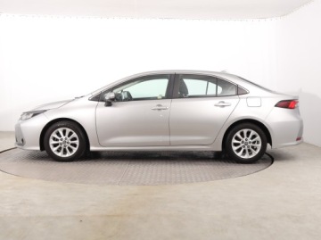 Toyota Corolla XII Sedan 1.5 VVT-i 125KM 2022 Toyota Corolla 1.5 VVT-i, Salon Polska, zdjęcie 2