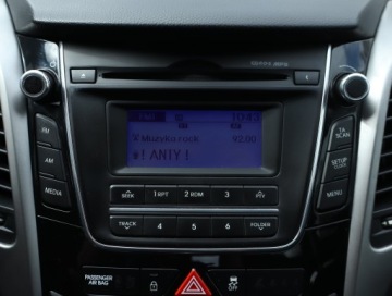 Hyundai i30 II Hatchback 3d 1.4 100KM 2013 Hyundai i30 1.4 CVVT, Salon Polska, Klima, zdjęcie 11