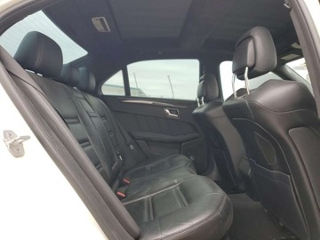 Mercedes Klasa E W212 2012 Mercedes-Benz Klasa E 63 AMG 2012 5.5l 5.5 Benzyna 518KM, zdjęcie 10