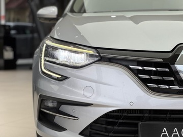 Renault Megane IV GrandCoupe Facelifting 1.3 TCe 140KM 2022 Renault Megane Intens / Ambiente / Kamera cofania, zdjęcie 37