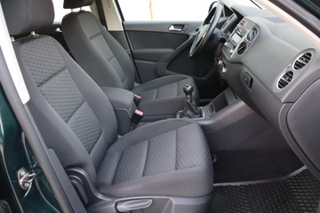 Volkswagen Tiguan I SUV 2.0 TDI CR DPF 140KM 2010 VW Tiguan 2.0 TDI, 4X4, Klima, Klimatronic, zdjęcie 8