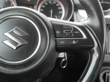 Suzuki Swift VI Hatchback Facelifting 1.2 DualJet SHVS 83KM 2021 Suzuki Swift WD1735S#1.2 Dualjet SHVS Premium CVT, zdjęcie 14