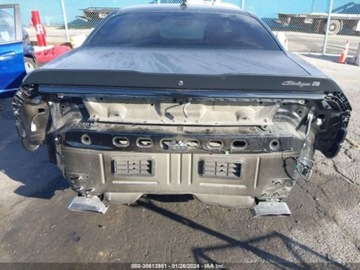 Dodge Challenger III 2022 Dodge Challenger Scat Pack 2022 6.4l 6.4 Benzyna 485KM, zdjęcie 3