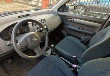 Suzuki Swift IV Hatchback 5d 1.3 92KM 2009 Suzuki Swift 1.3 Comfort 1.3 Benzyna 92KM BEZWYPADKOWY, zdjęcie 23