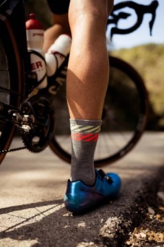 Велосипедные носки для бега Incylence Merino Light Lanes серый/инферно 39-42