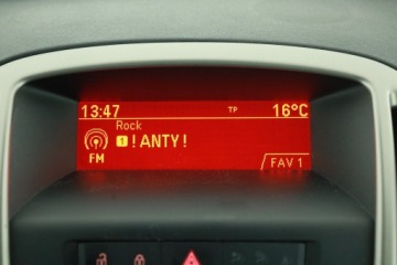 Opel Astra J Sports Tourer Facelifting 1.4 Turbo ECOTEC 120KM 2012 Opel Astra 1.4 T, Klima, Tempomat, Parktronic, zdjęcie 8