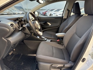 Toyota Yaris IV Hatchback 1.5 Hybrid Dynamic Force 116KM 2021 Toyota Yaris Hybrid 1.5 Comfort IV (2020-) Hybrid, zdjęcie 12