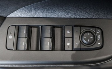 Toyota C-HR II 2023 Toyota C-HR 2.0 Hybrid Dynamic Force GR Sport Premiere Edition 2.0 Hybryda, zdjęcie 31